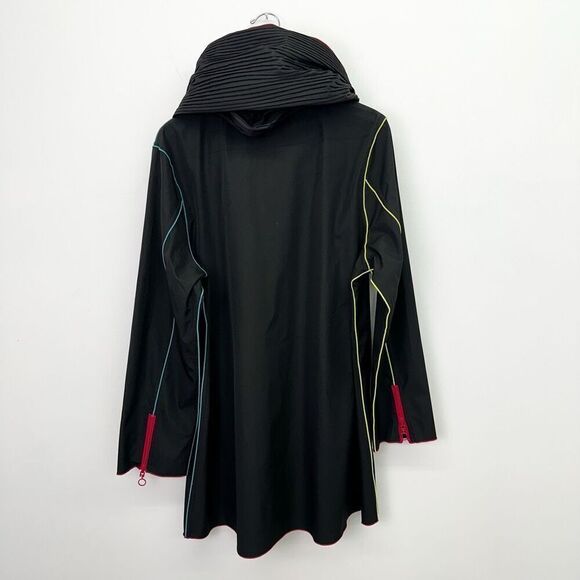 UBU Women’s Classic Black Piped Reversible Accordion Pleated Hood Zip Parisian J - Picture 4 of 15